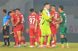 V.League 2024/25: Căng thẳng ngày khai màn